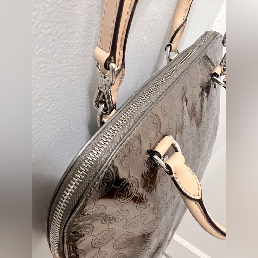 New Michael Kors Dome Satchel - Picture 13 of 16